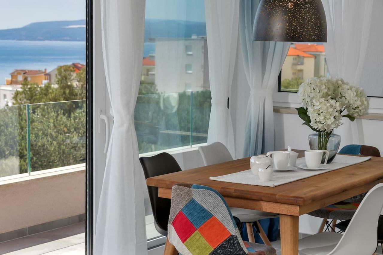 Charming Apartment Tissa With Sea View Makarska Buitenkant foto